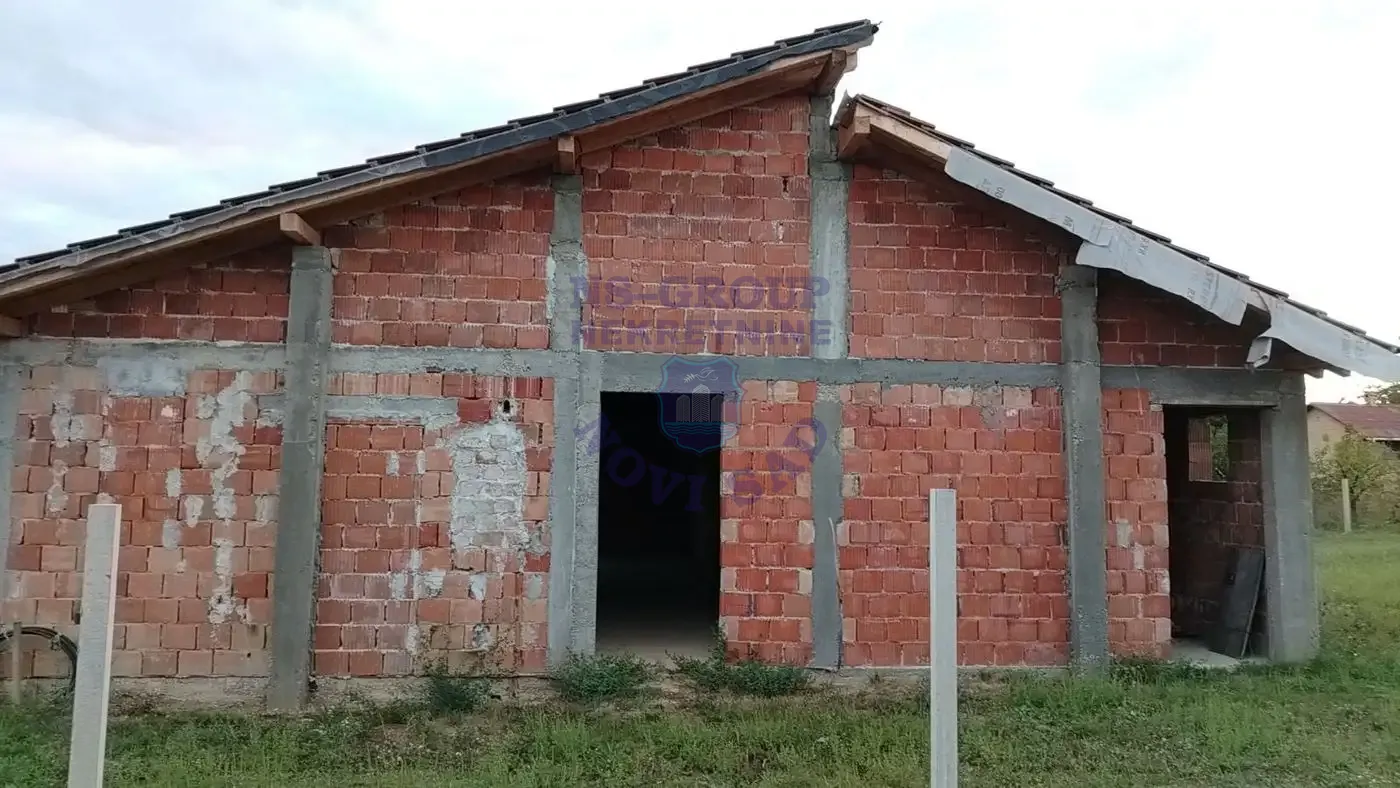 kuca na prodaju Krušedol, 130m2 555201