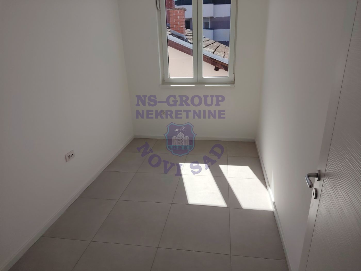 lokal za izdavanje Novi Sad 350m2 14551