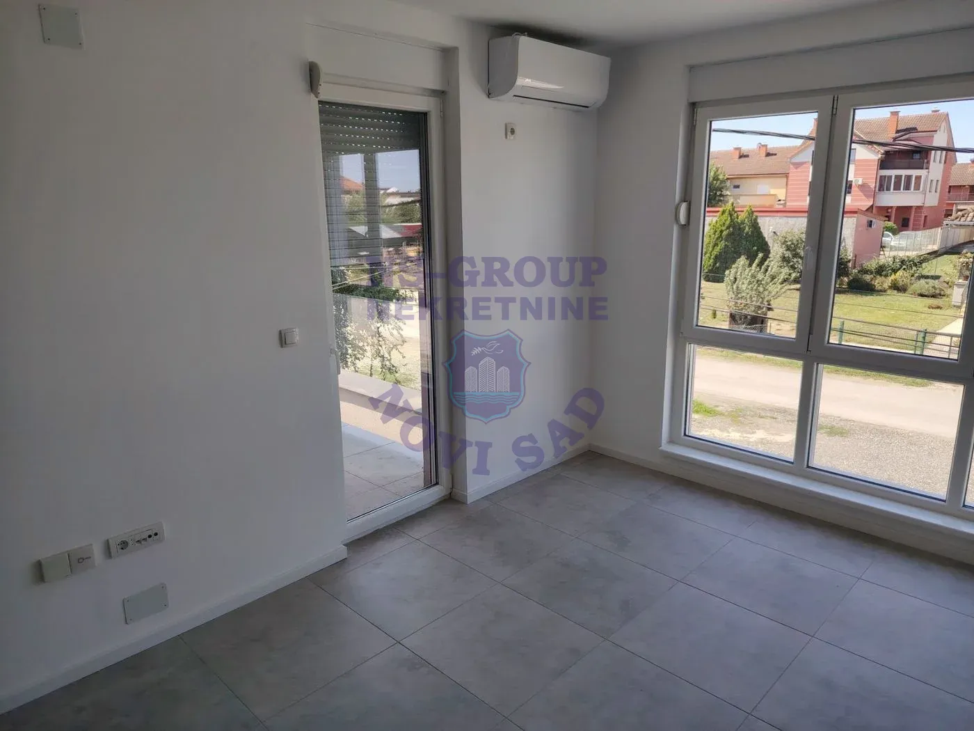 lokal za izdavanje Novi Sad 350m2 14551