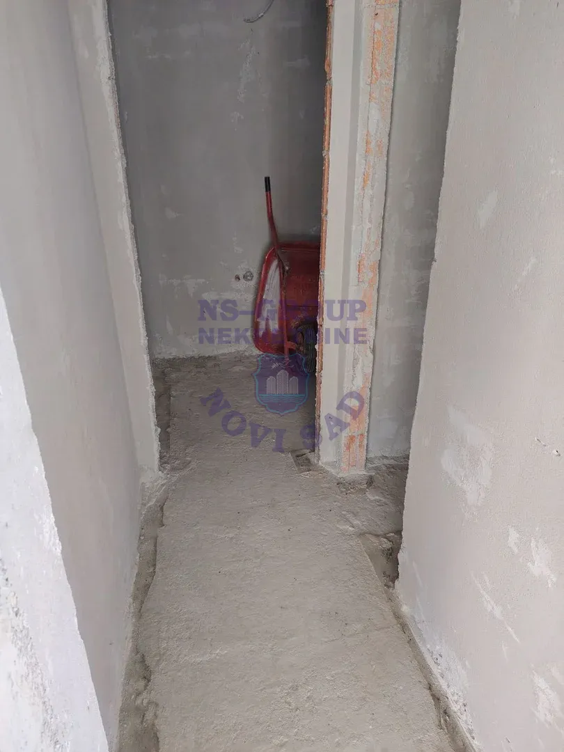 lokal za izdavanje Novi Sad 350m2 14551