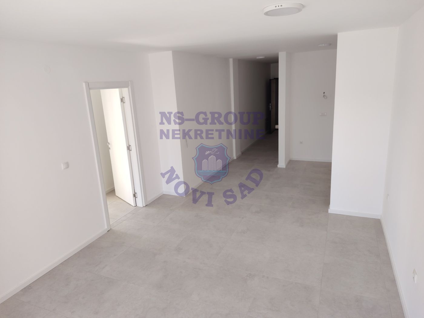 lokal za izdavanje Novi Sad 350m2 14551