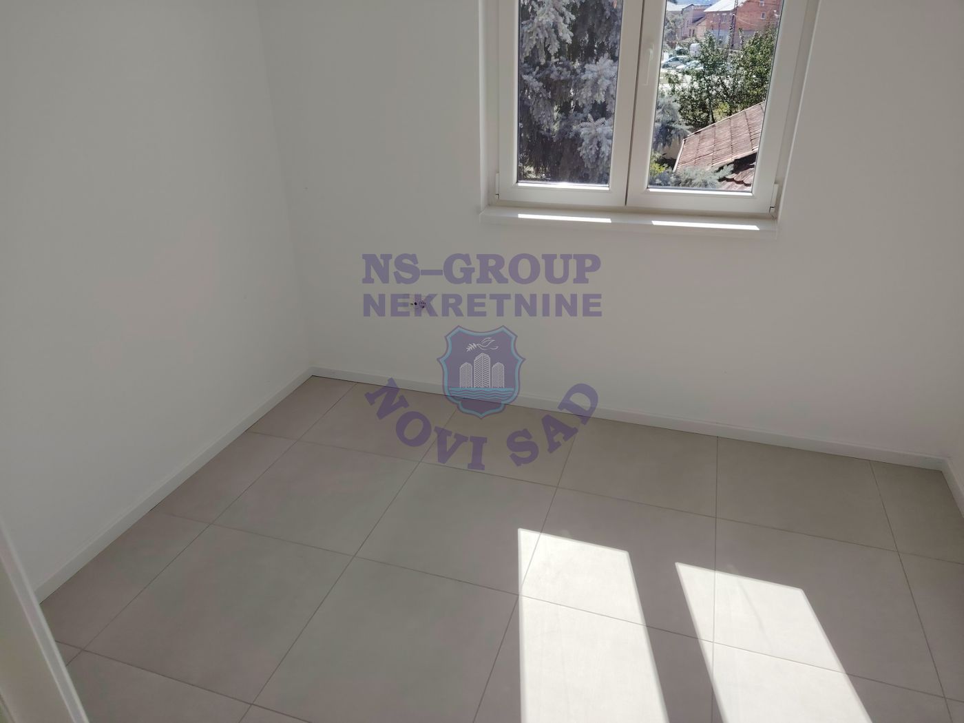 lokal za izdavanje Novi Sad 350m2 14551