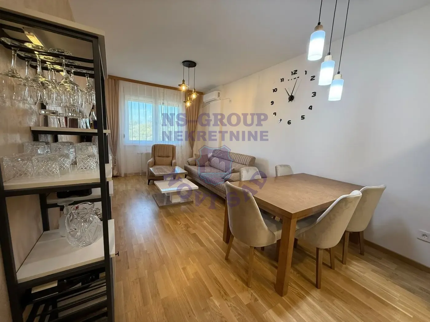 stan na prodaju Novi Sad, 59m2 555367