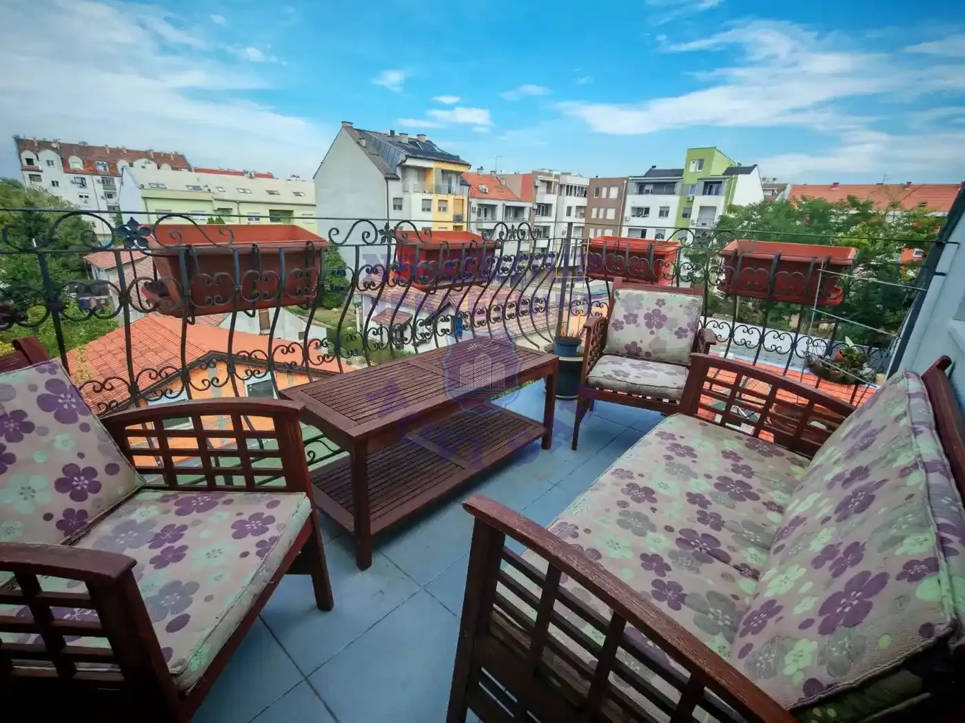 stan na prodaju Novi Sad, 129m2 555481