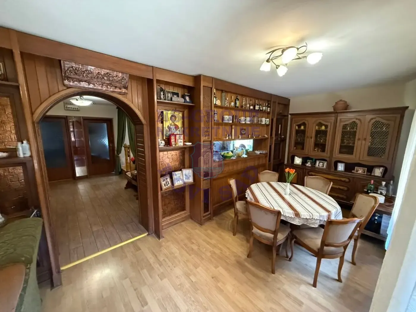 kuca na prodaju Veternik, 332m2 555484