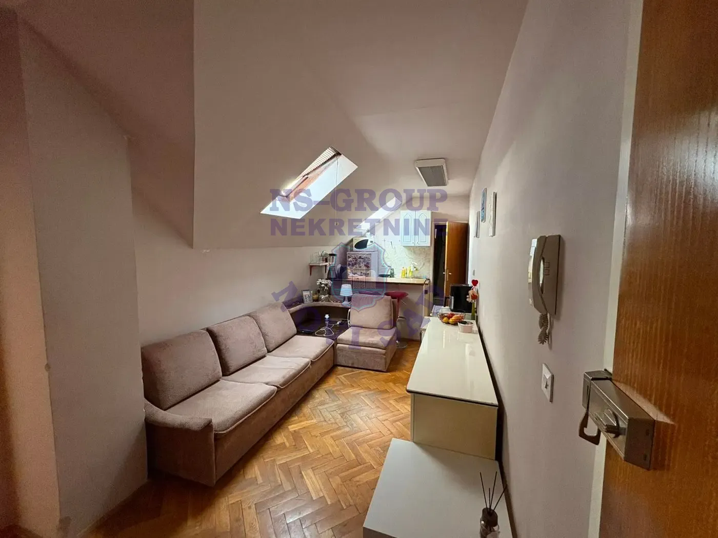 stan na prodaju Novi Sad 22m2 558278