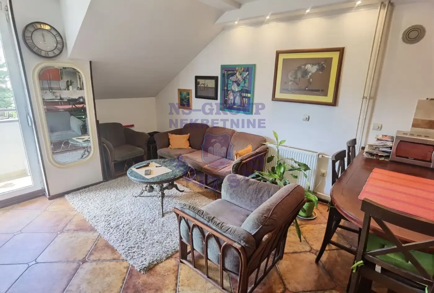 stan na prodaju Novi Sad, 53m2 555542