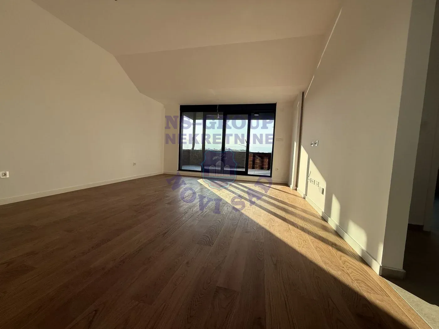 stan na prodaju Novi Sad, 174m2 523242