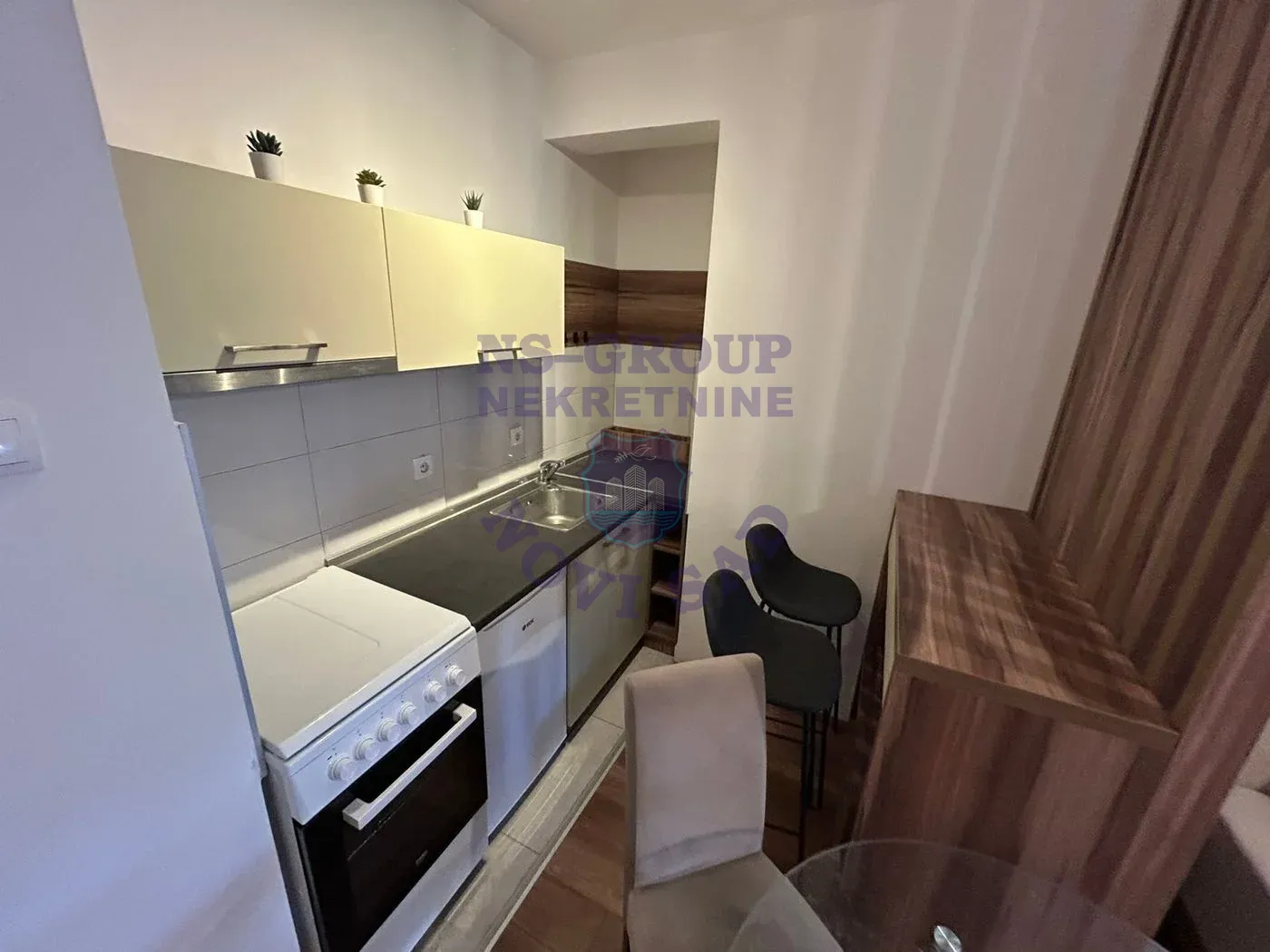 stan na prodaju Novi Sad 25m2 552877