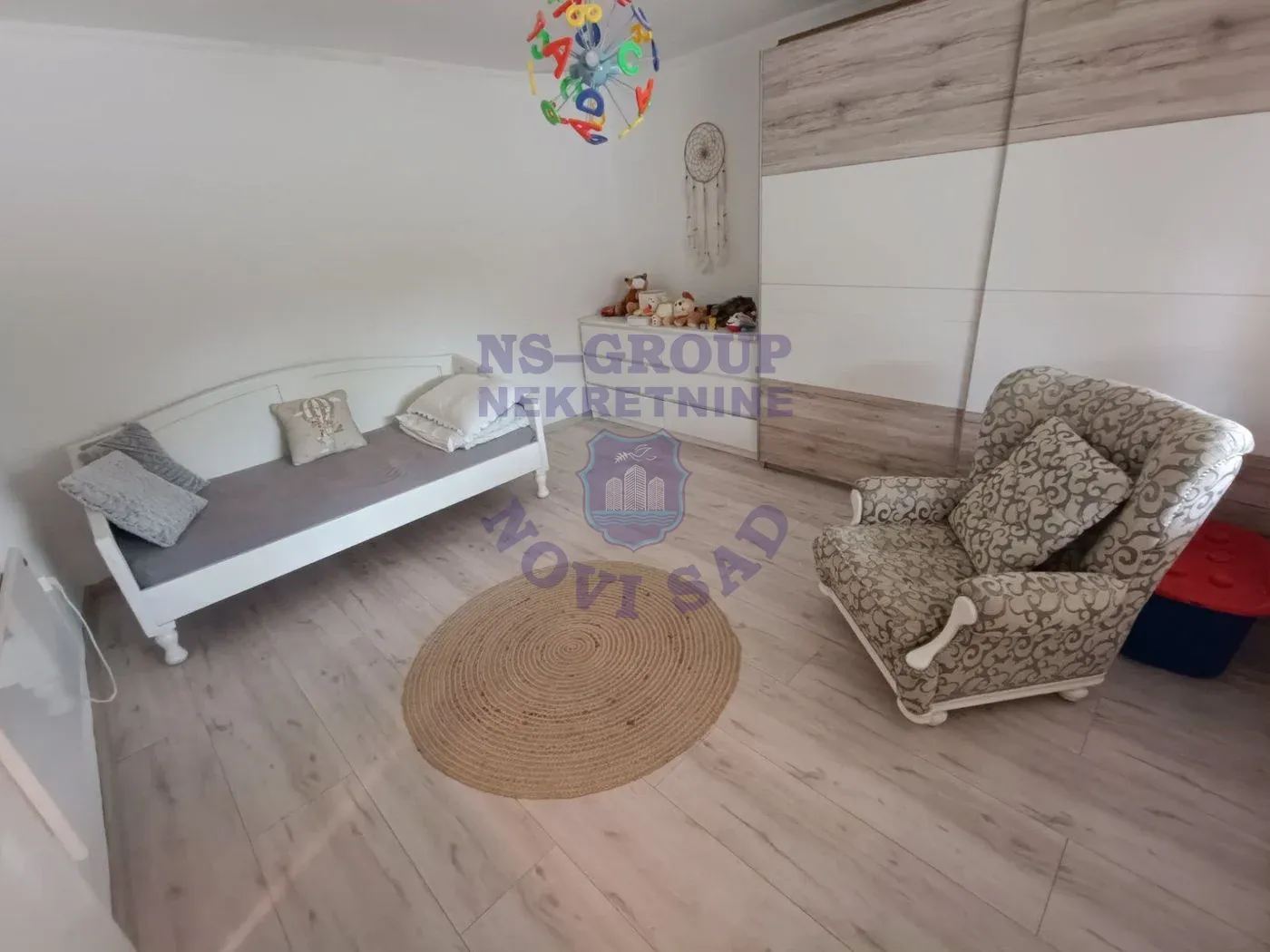 kuca na prodaju Vrdnik 102m2 555918