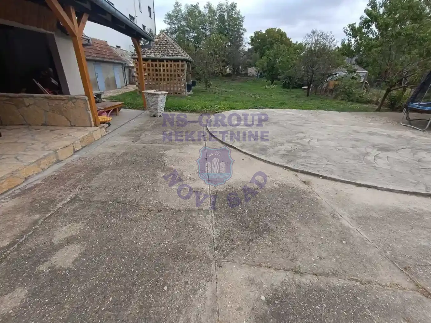 kuca na prodaju Vrdnik 102m2 555918