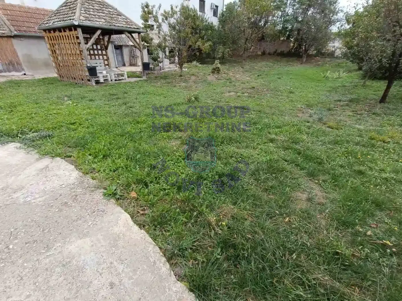 kuca na prodaju Vrdnik 102m2 555918