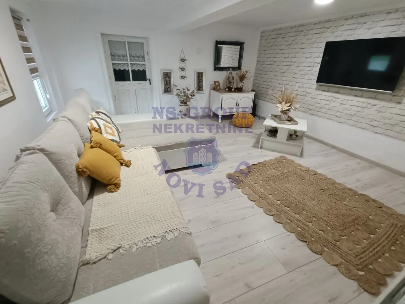 kuca na prodaju Vrdnik 102m2 555918