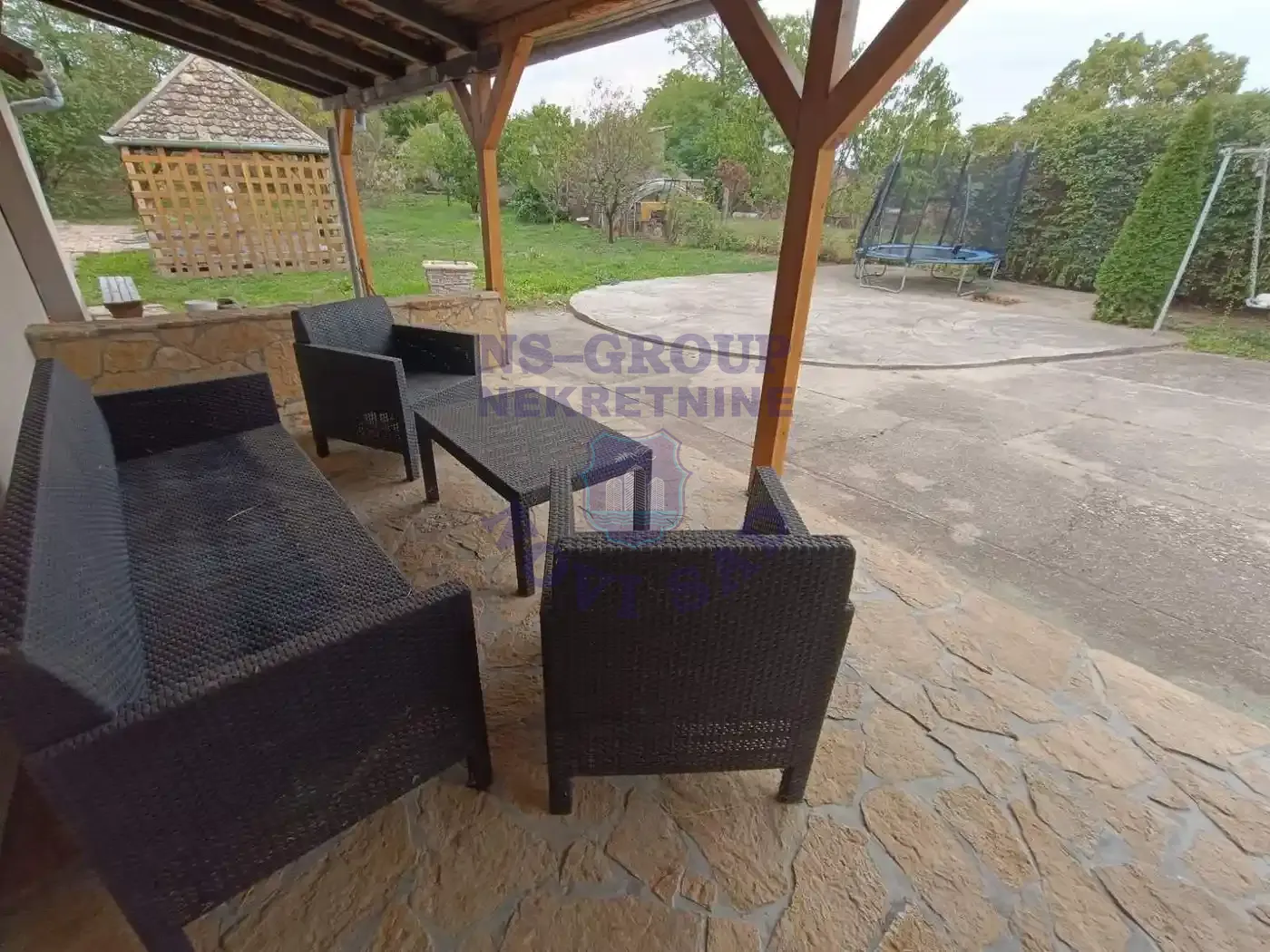 kuca na prodaju Vrdnik 102m2 555918