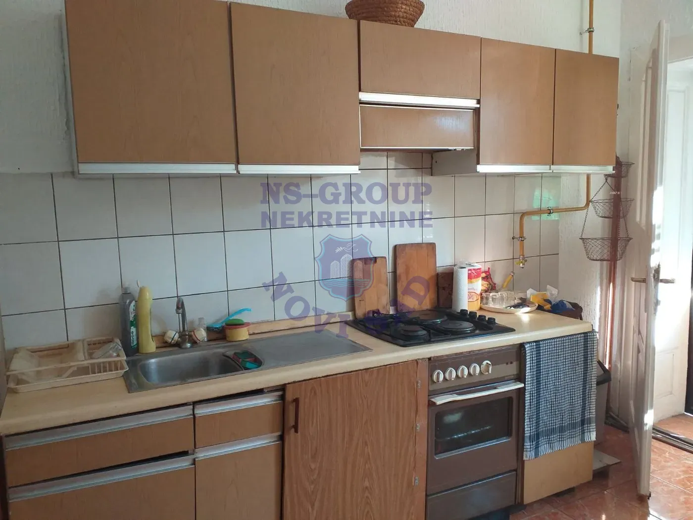 kuca na prodaju Titel 251m2 554137