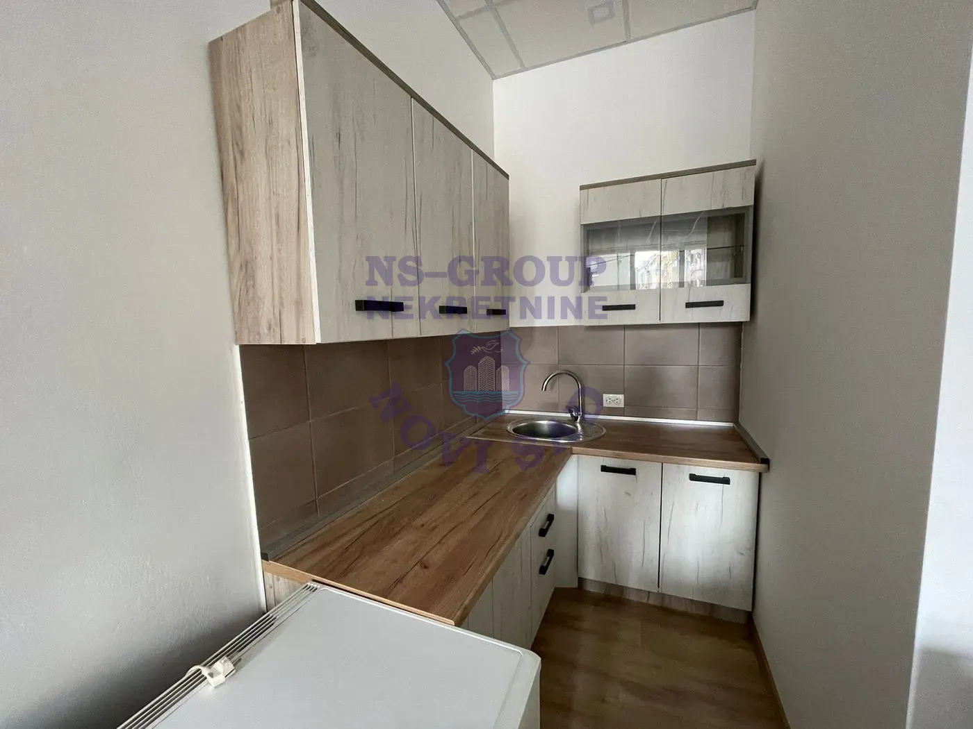 lokal na prodaju Novi Sad 63m2 556150