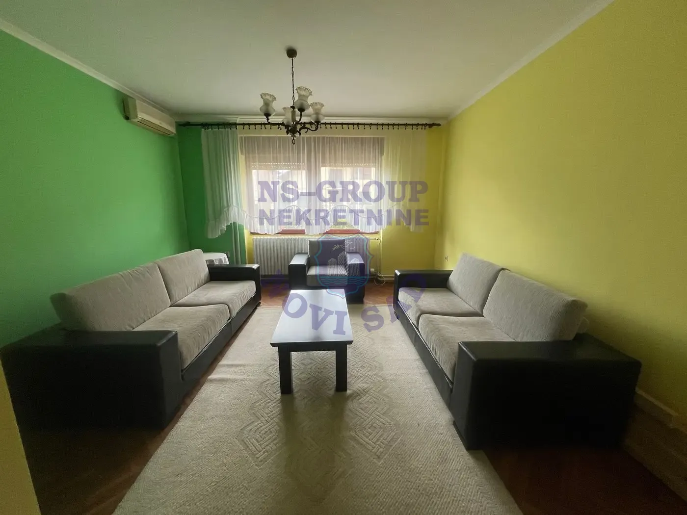 kuca na prodaju Bački Jarak 200m2 556551