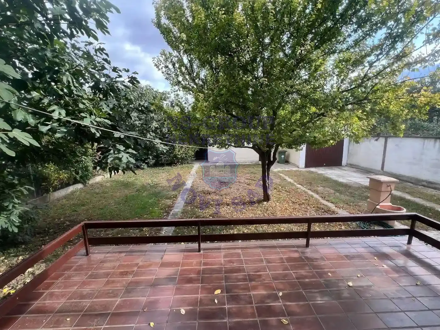 kuca na prodaju Bački Jarak 200m2 556551
