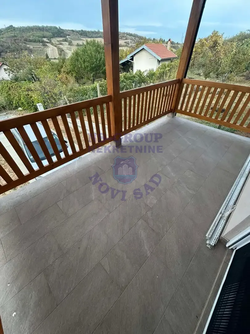 kuca na prodaju Petrovaradin 97m2 557452