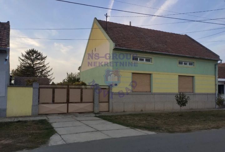 kuca na prodaju Temerin, 187m2 557559