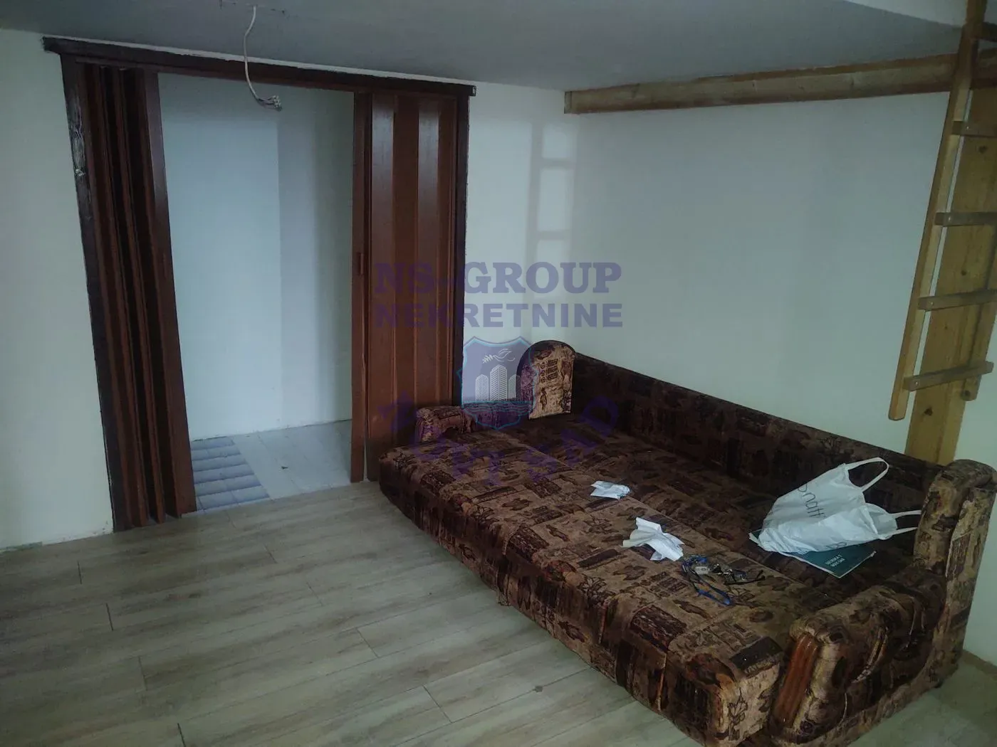 stan na prodaju Beočin, 11m2 557591