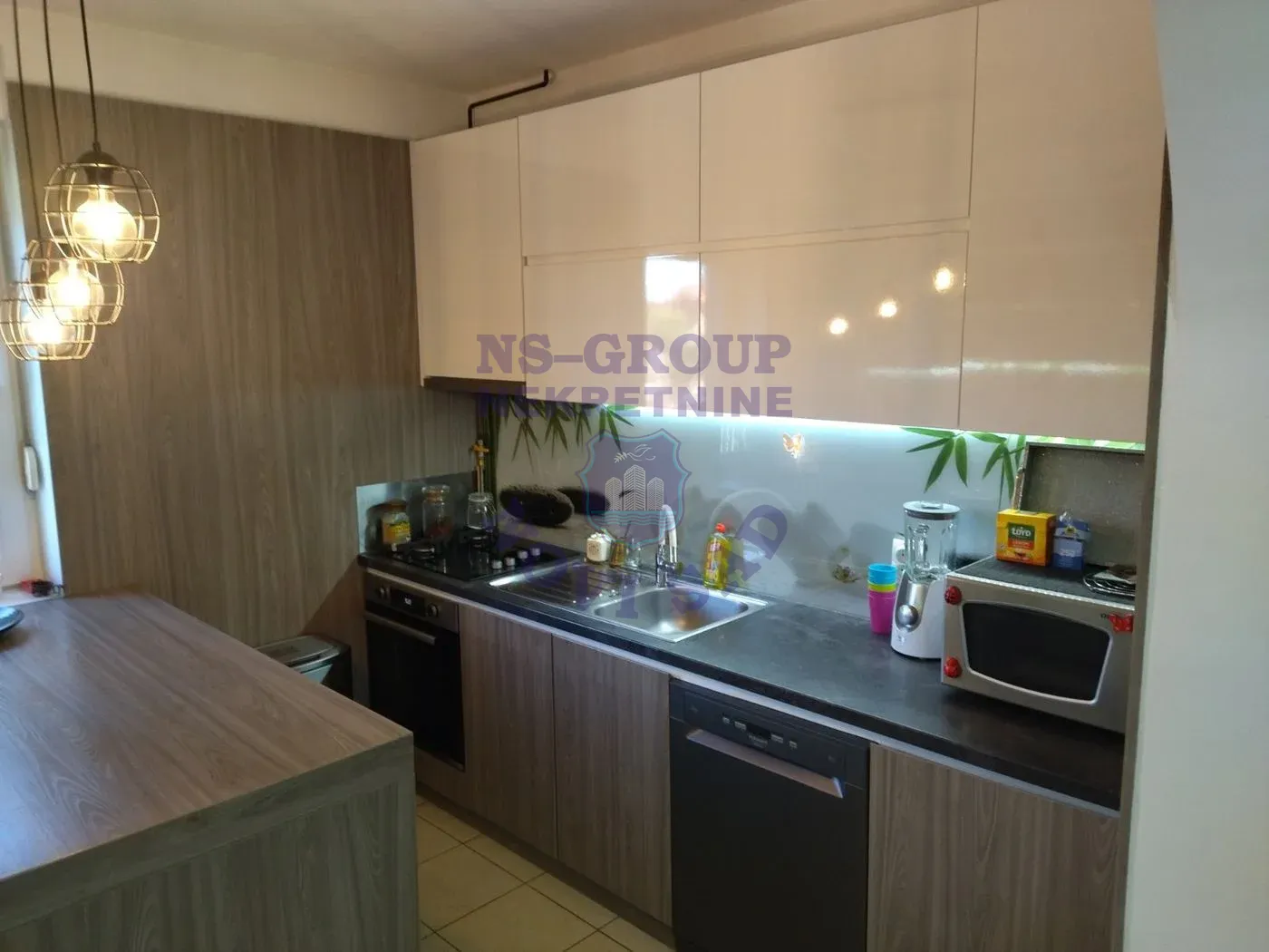 kuca na prodaju Novi Sad 154m2 557461