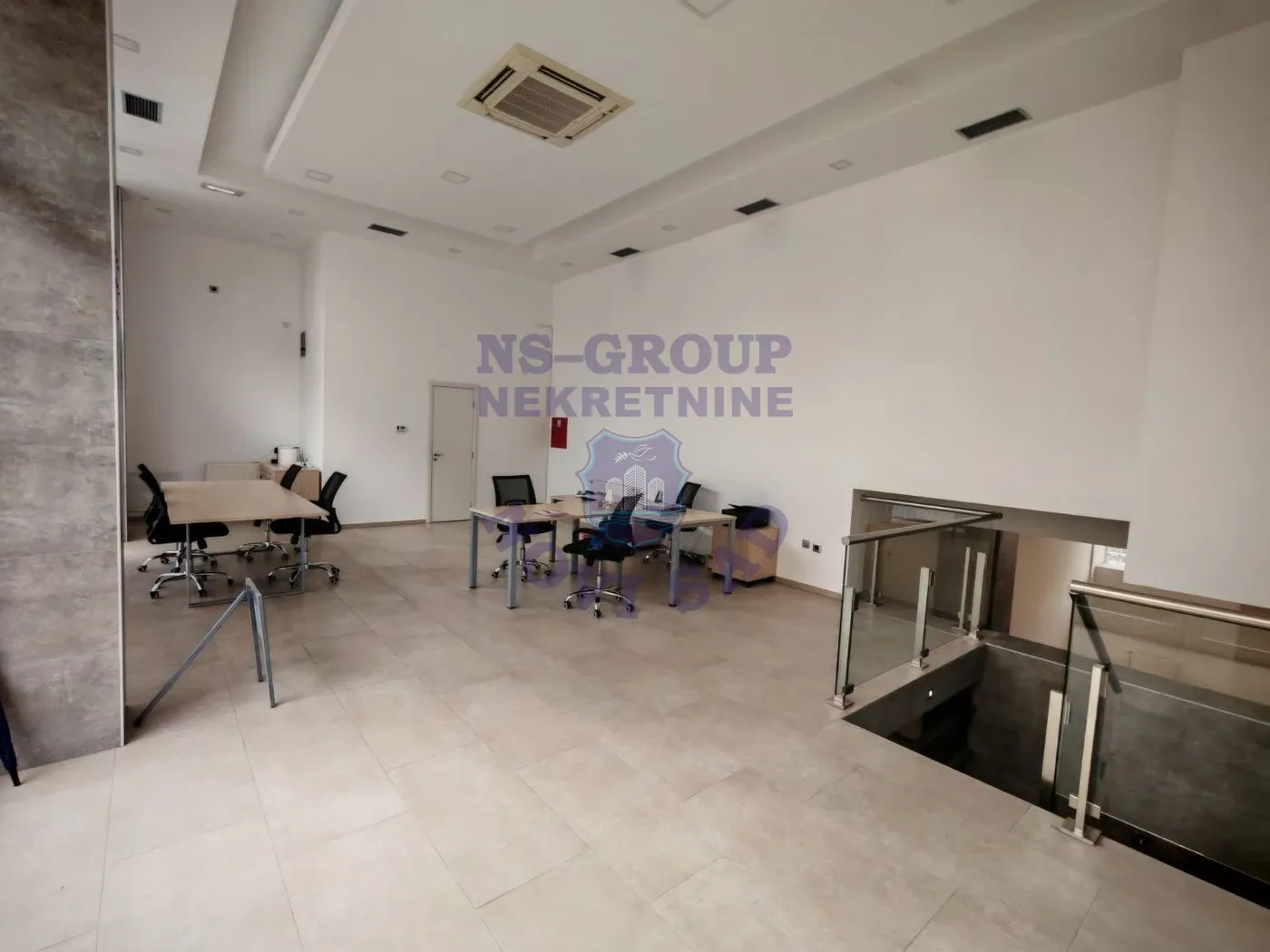 lokal na prodaju Novi Sad, 152m2 557755