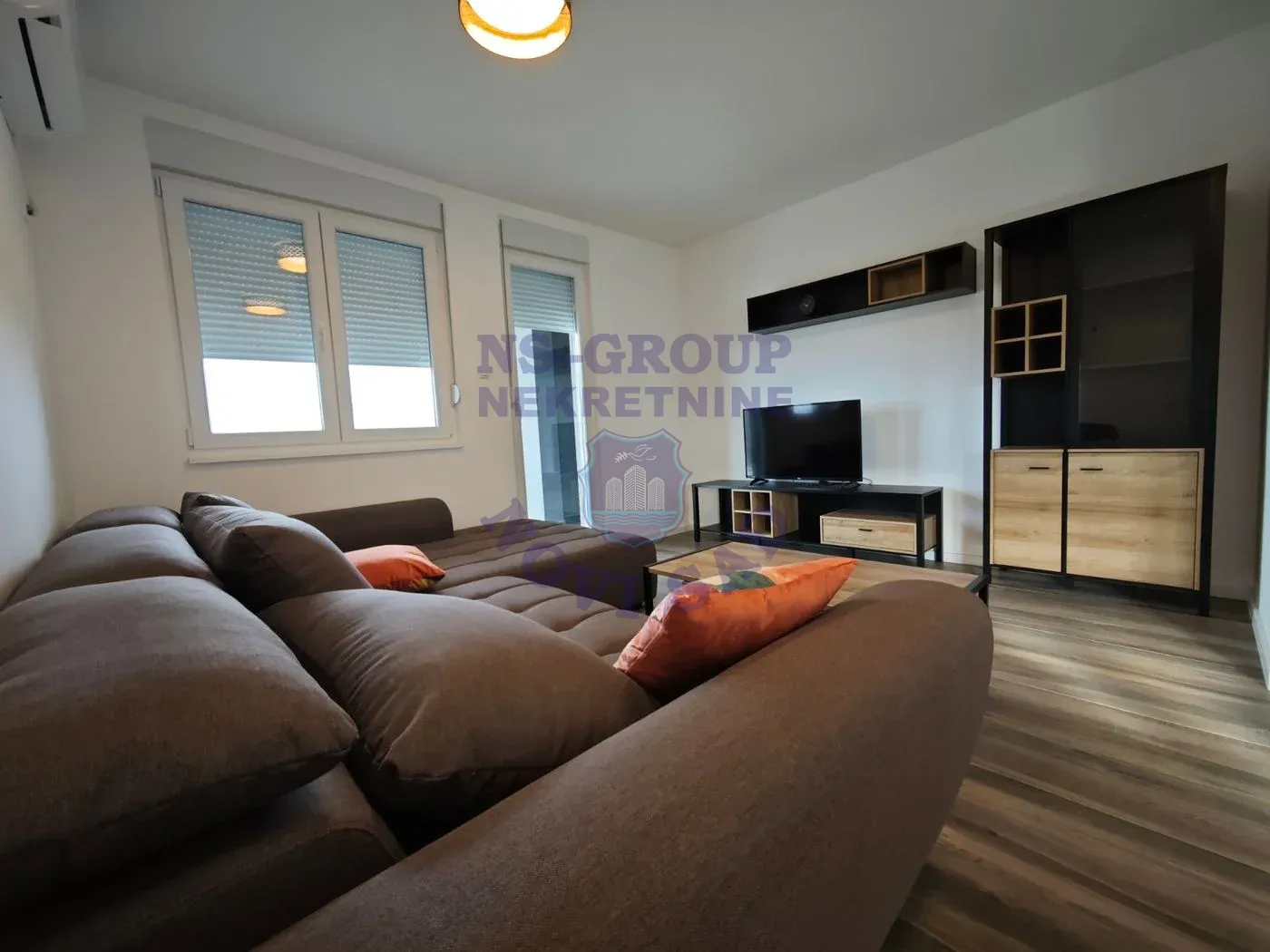 stan za izdavanje Novi Sad, 111m2 14811