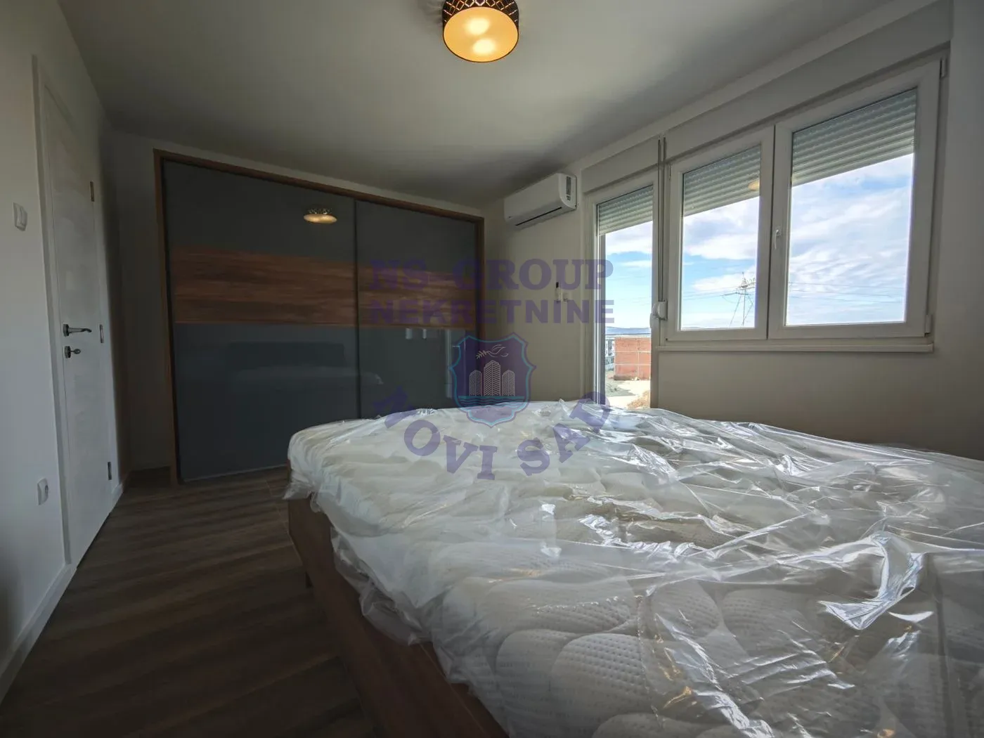 Stan za izdavanje Novi Sad 111m2, 14811