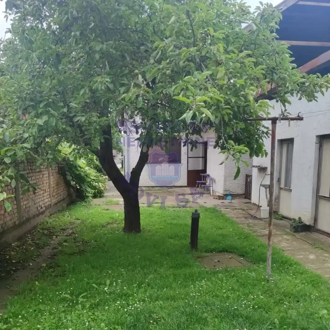 kuca na prodaju Bački Jarak 103m2 558029