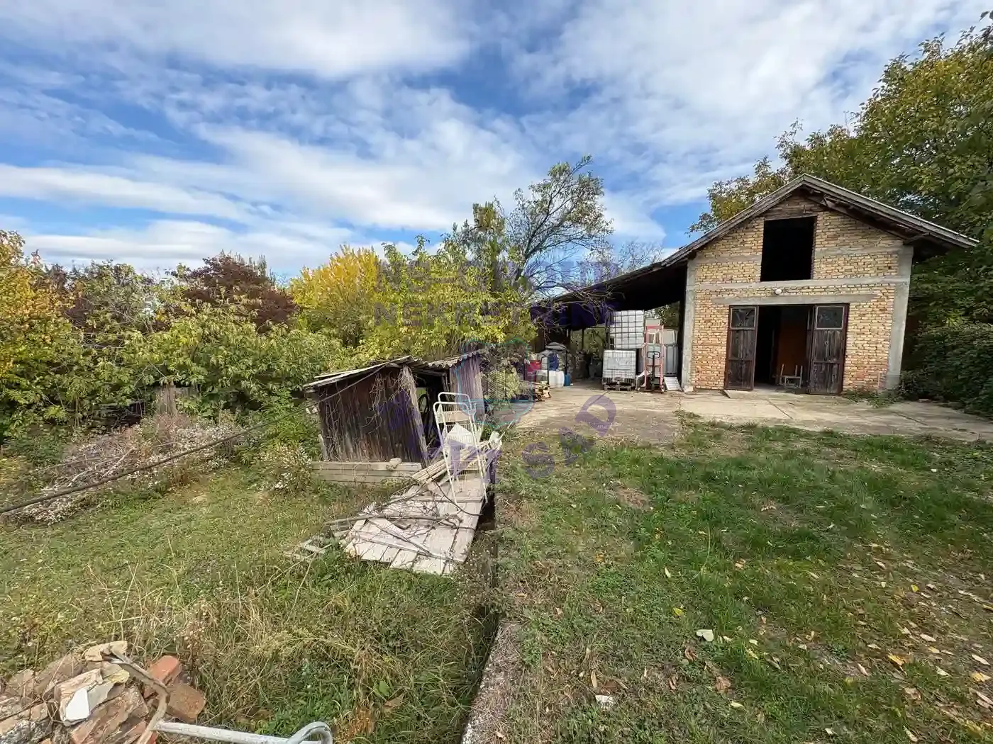 kuca na prodaju Ledinci 48m2 557865