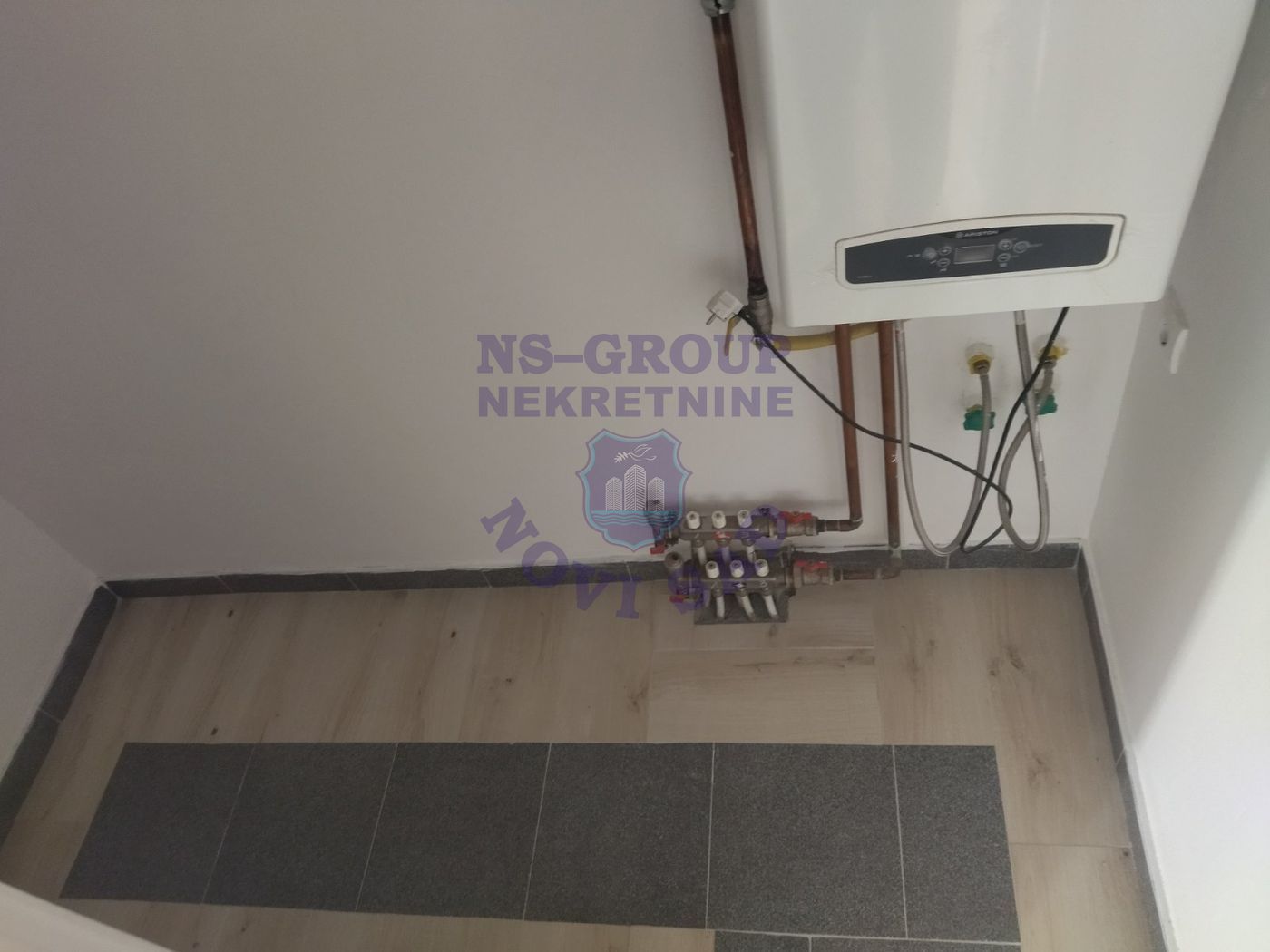 kuca na prodaju Novi Sad 408m2 558128