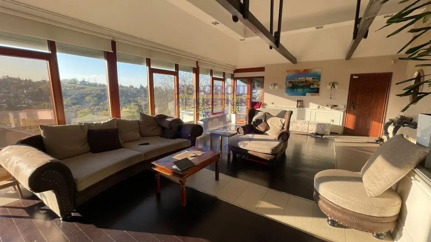 kuca na prodaju Sremska Kamenica, 223m2 556277