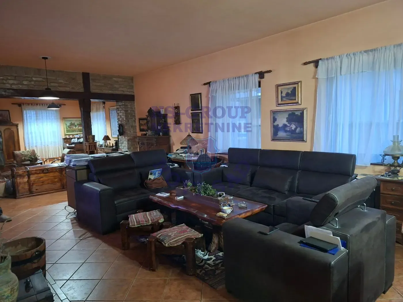 kuca na prodaju Novi Sad 276m2 385459