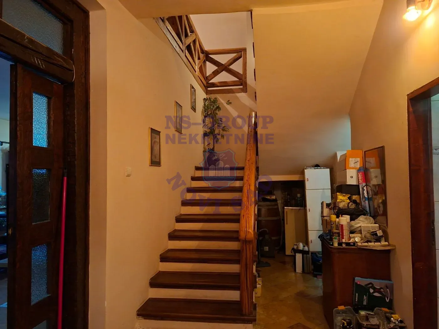 kuca na prodaju Novi Sad 276m2 385459