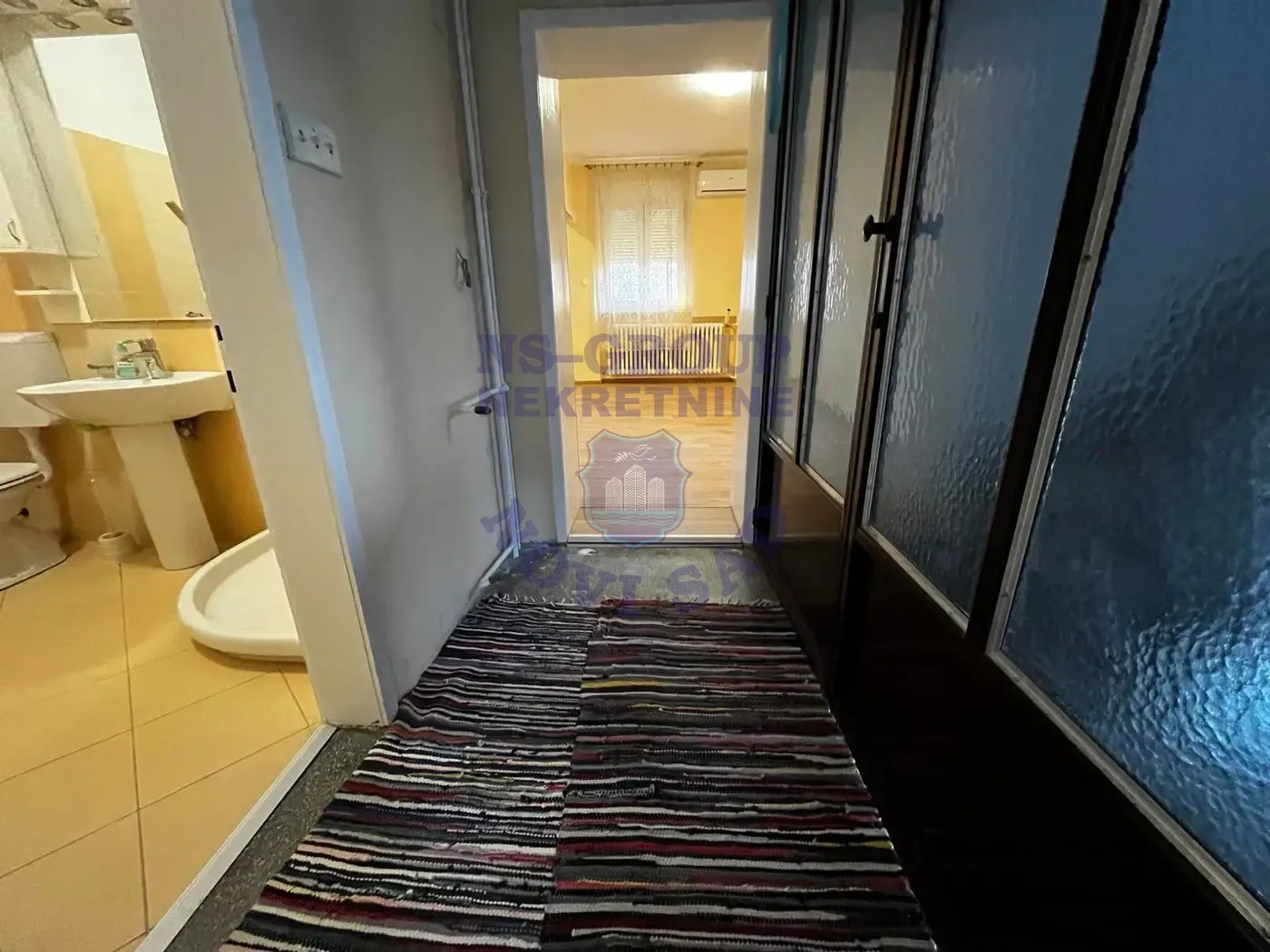 stan na prodaju Sremski Karlovci 77m2 558409