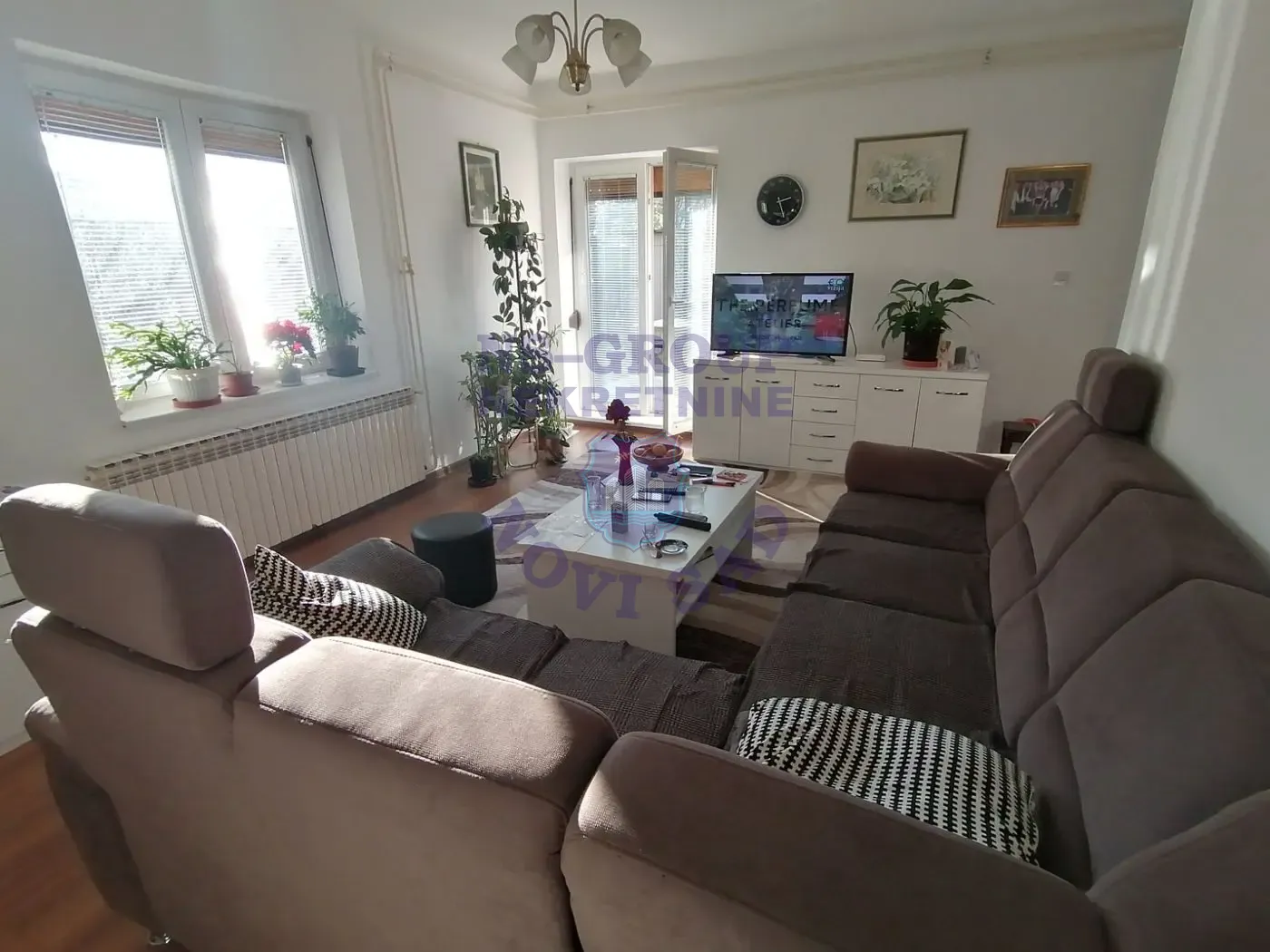 kuca na prodaju Novi Sad, 227m2 558976