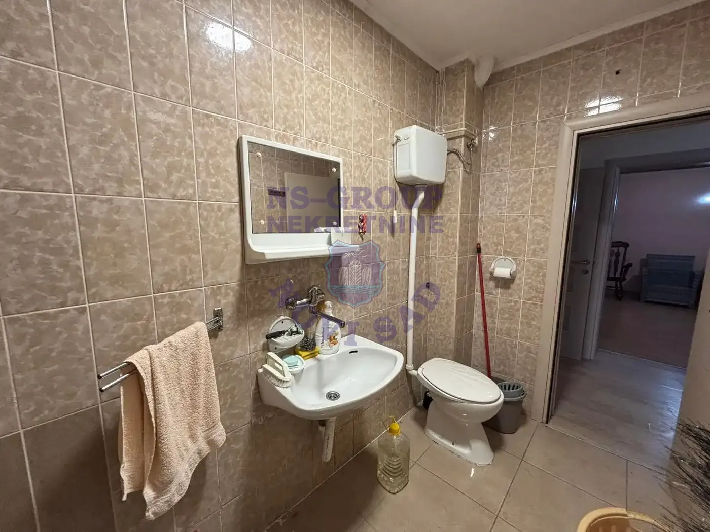 stan na prodaju Bački Jarak 98m2 559186
