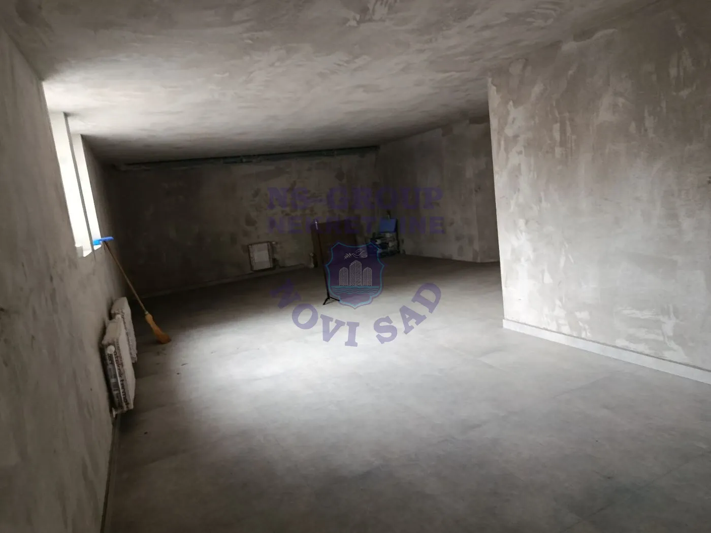 lokal na prodaju Novi Sad 210m2 559245