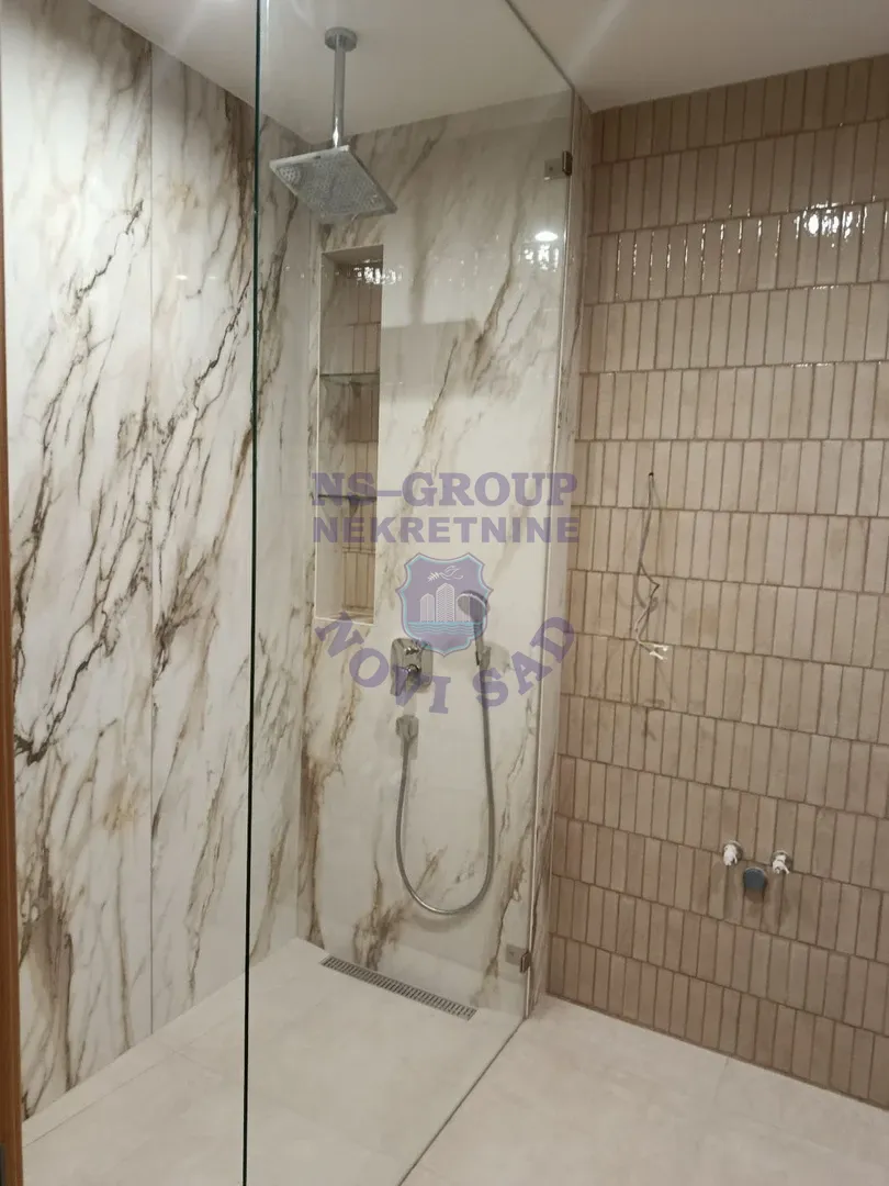stan na prodaju Novi Sad 121m2 559201