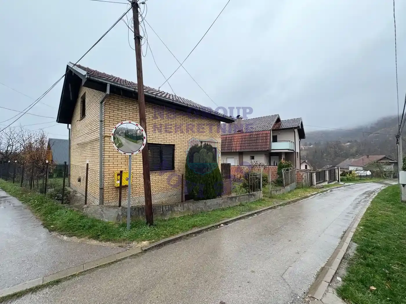 kuca na prodaju Ledinci, 98m2 559382