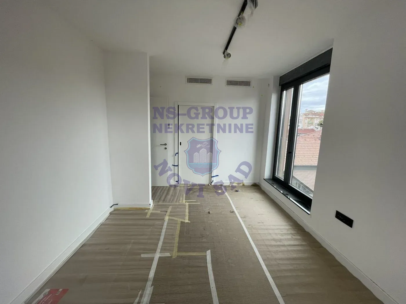 stan na prodaju Novi Sad 200m2 508369