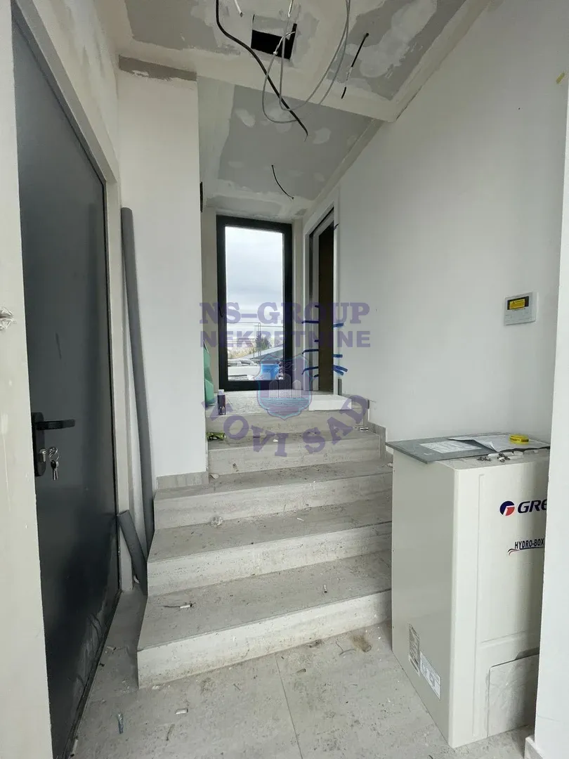 stan na prodaju Novi Sad 200m2 508369