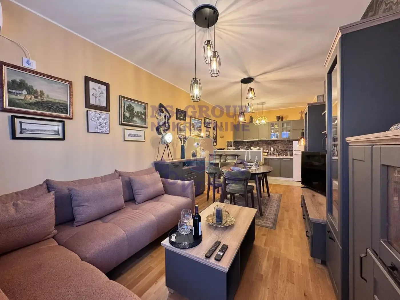 stan na prodaju Novi Sad, 60m2 559823