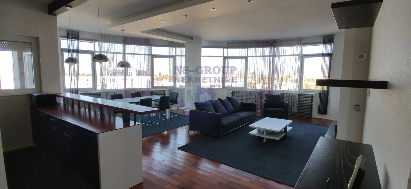 stan na prodaju Novi Sad, 115m2 559886