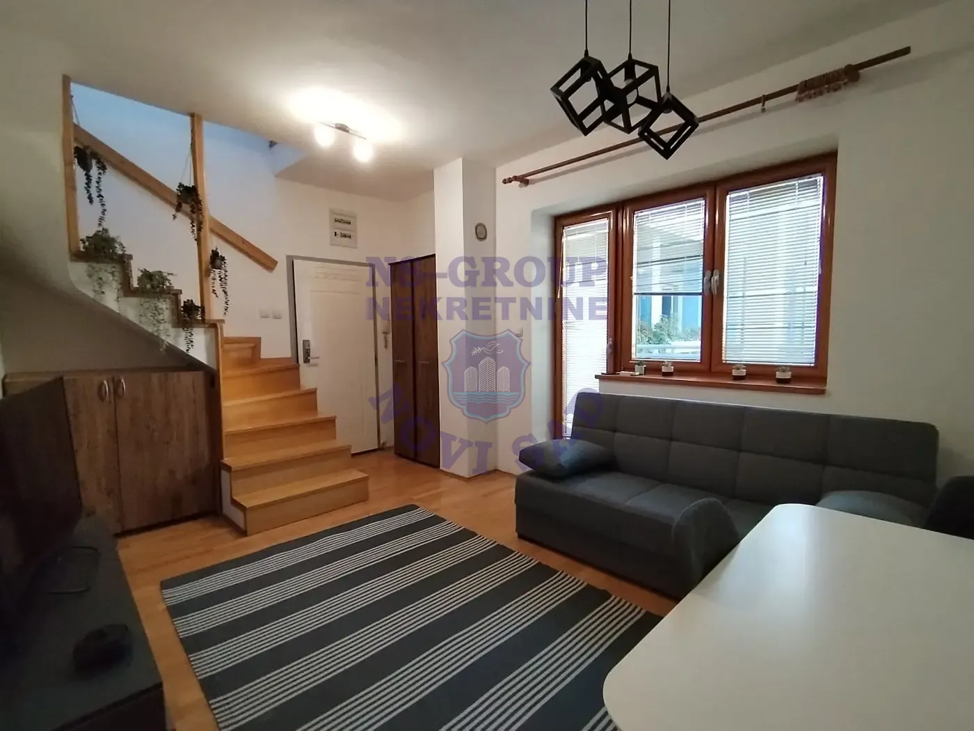 stan na prodaju Novi Sad, 42m2 559624