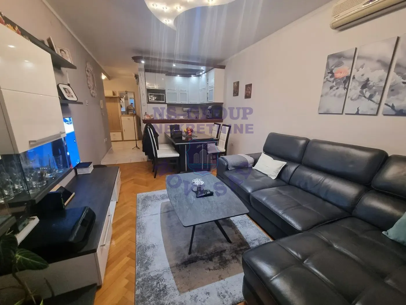 stan na prodaju Novi Sad, 80m2 560166
