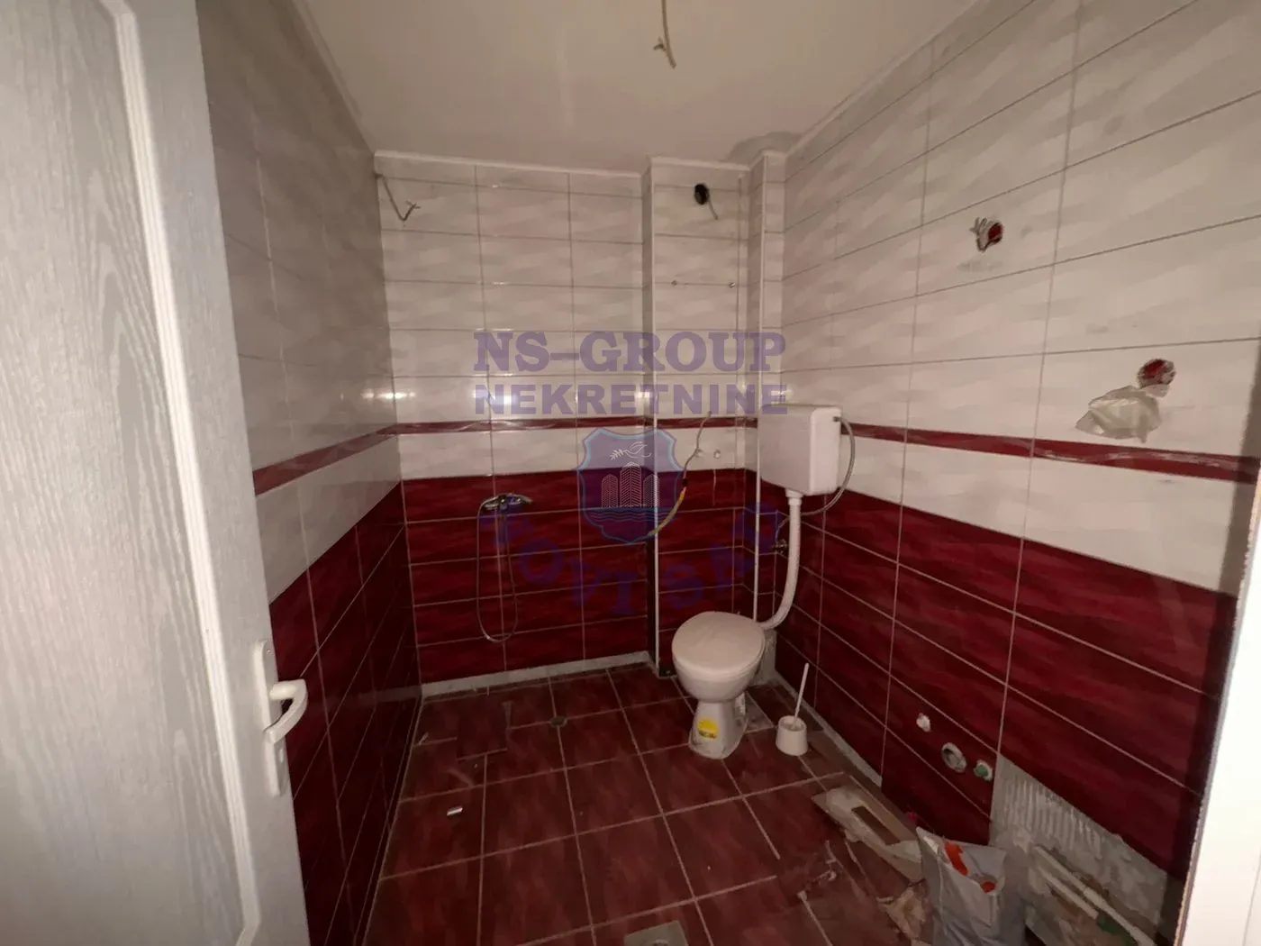 stan na prodaju Novi Sad 66m2 560294
