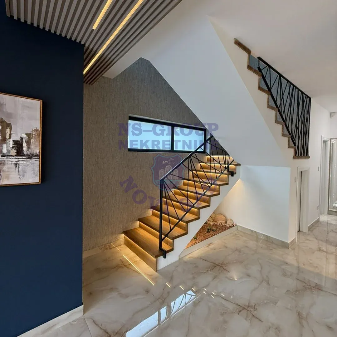 kuca za izdavanje Novi Sad 160m2 15141