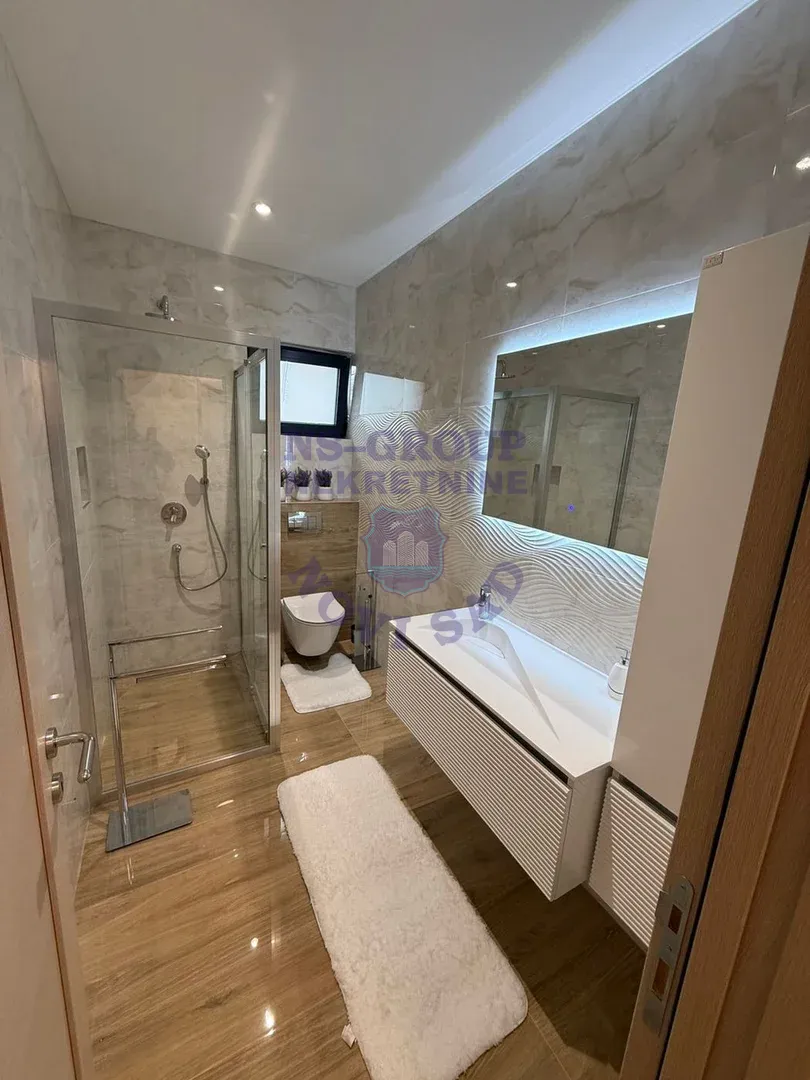 kuca za izdavanje Novi Sad 160m2 15141